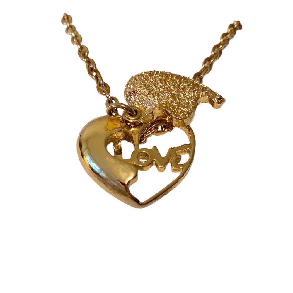 Sarah Coventry Vintage Heart/Love Gold Toned Necklace in EUC
